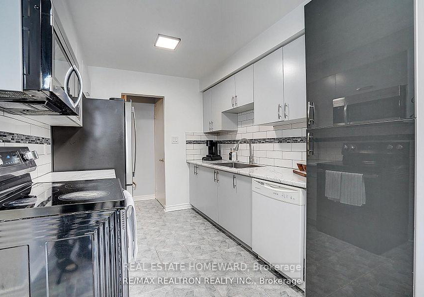 51-steepleview-crescent-richmond-hill-ontario-n13744022