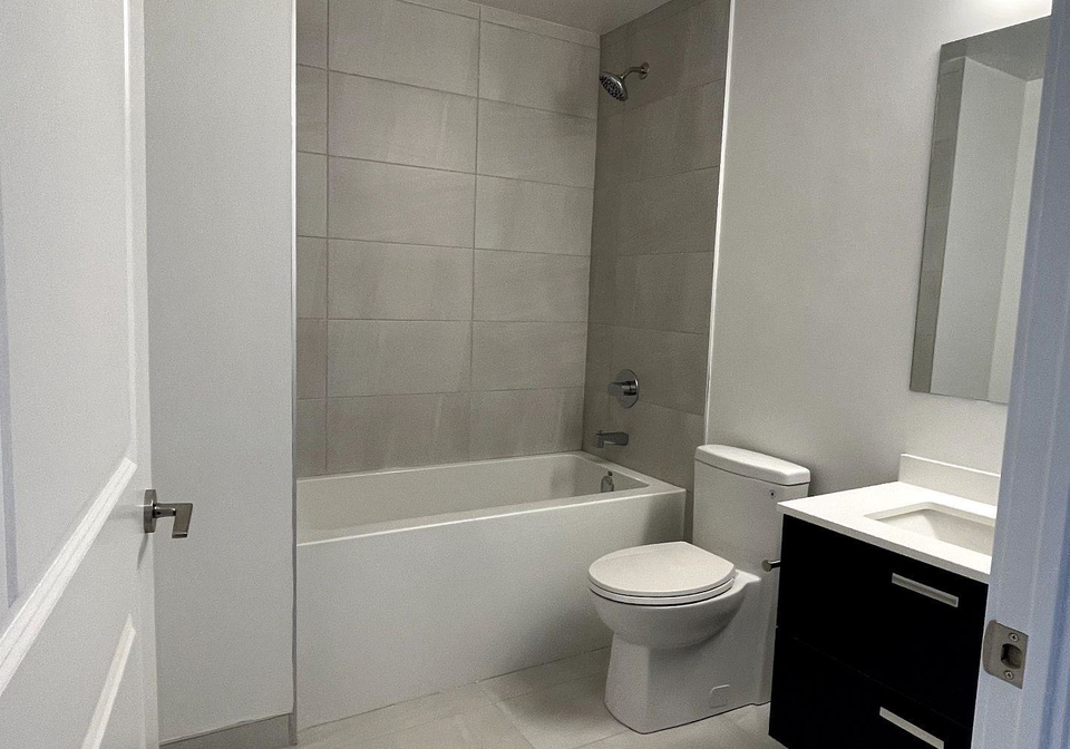 30-upper-mall-way-vaughan-ontario-n13744770