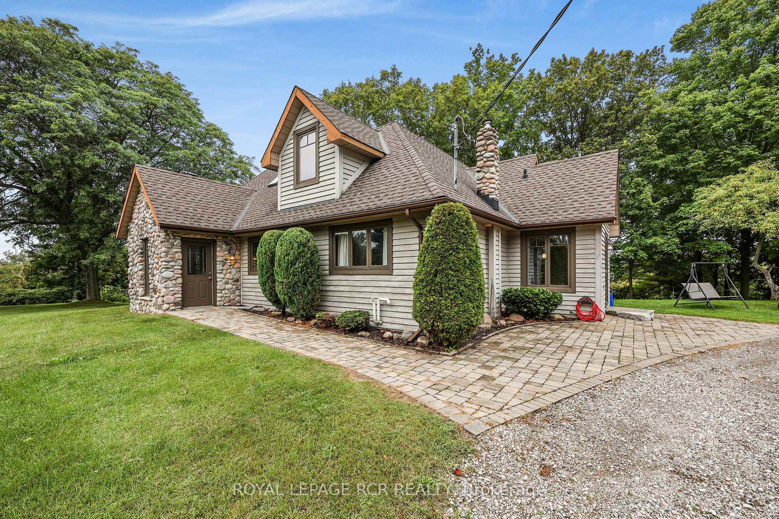 8684-county-1-road-adjala-tosorontio-ontario-n13745296