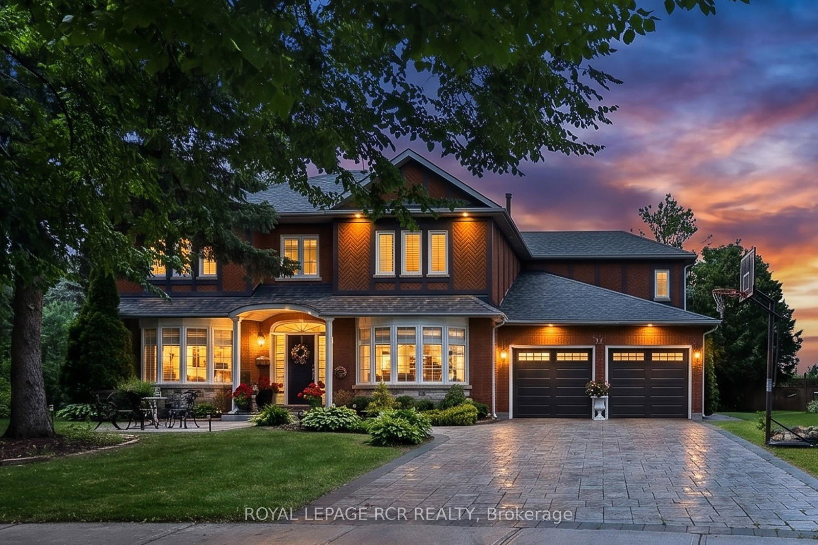713-exceller-circle-newmarket-ontario-n13745596