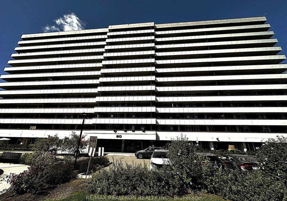 80-inverlochy-boulevard-markham-ontario-n13745618