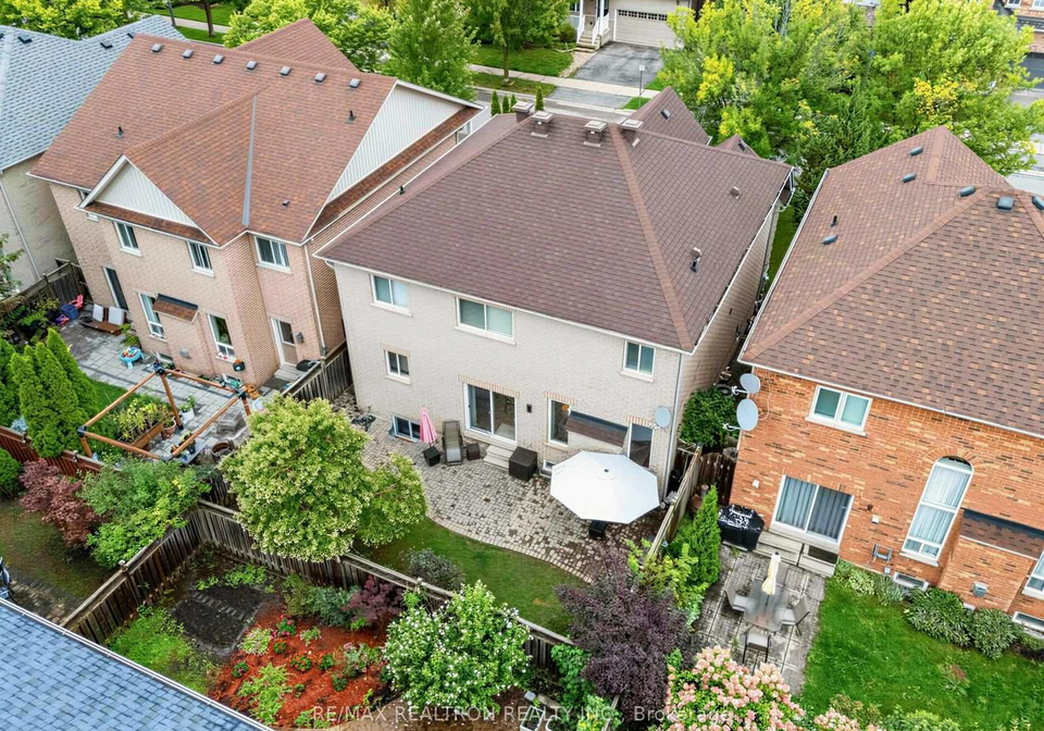 222-birkshire-drive-aurora-ontario-n13746160