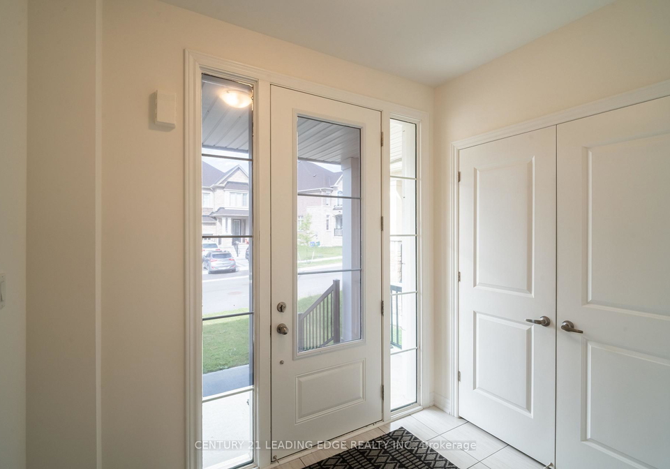 103-kentledge-avenue-east-gwillimbury-ontario-n13746292
