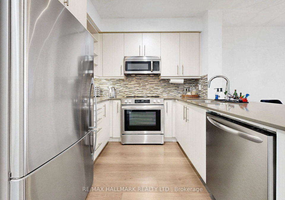 55-oneida-crescent-richmond-hill-ontario-n13746512
