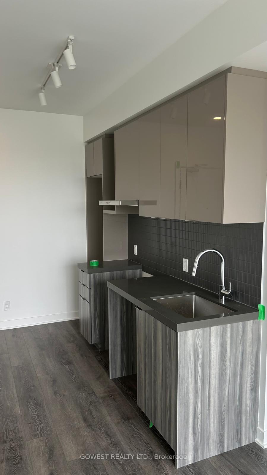 6-flavelle-trail-vaughan-ontario-n13746700