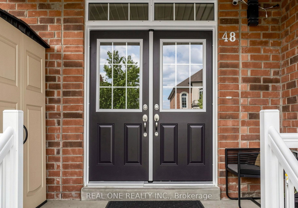 48-lanark-street-bradford-west-gwillimbury-ontario-n13747862