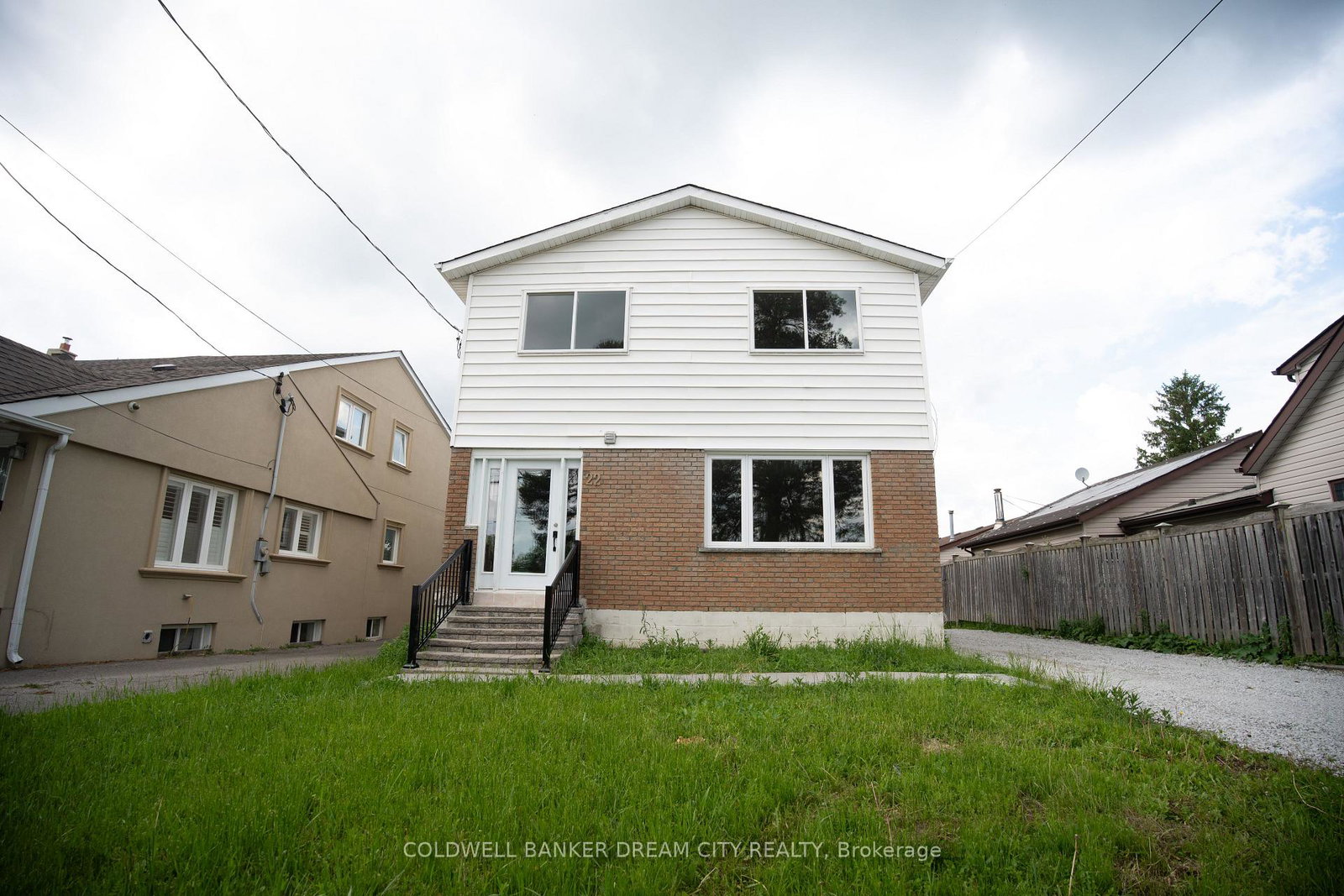 22-elm-grove-avenue-richmond-hill-ontario-n13748014