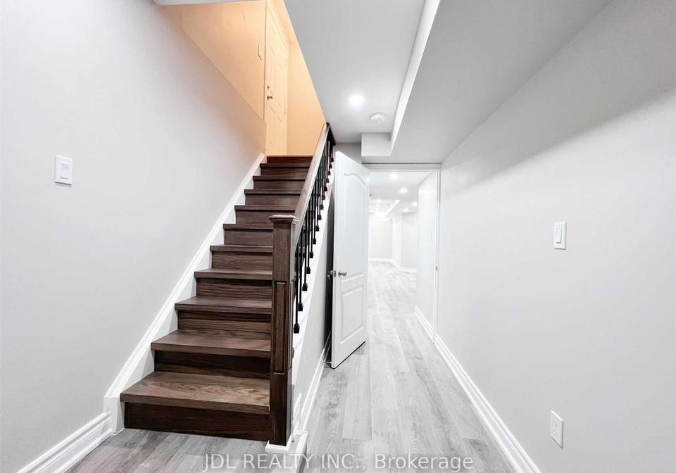 43-portage-avenue-richmond-hill-ontario-n13748076