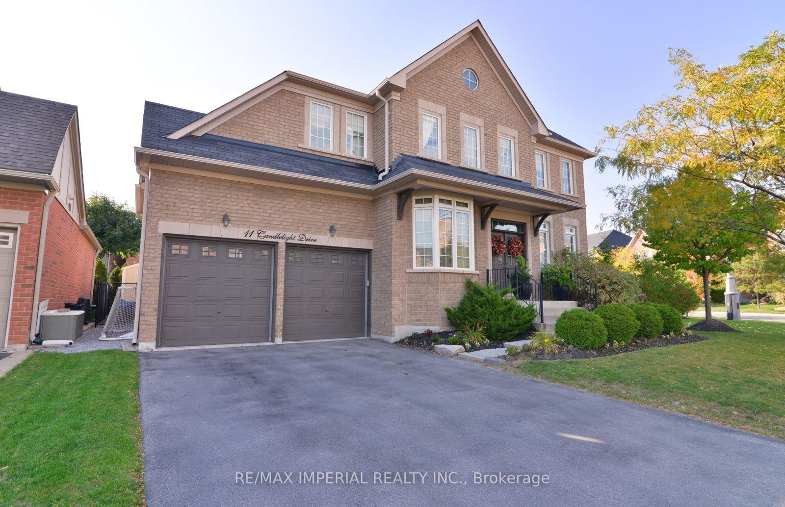 11-candlelight-drive-richmond-hill-ontario-n13748088