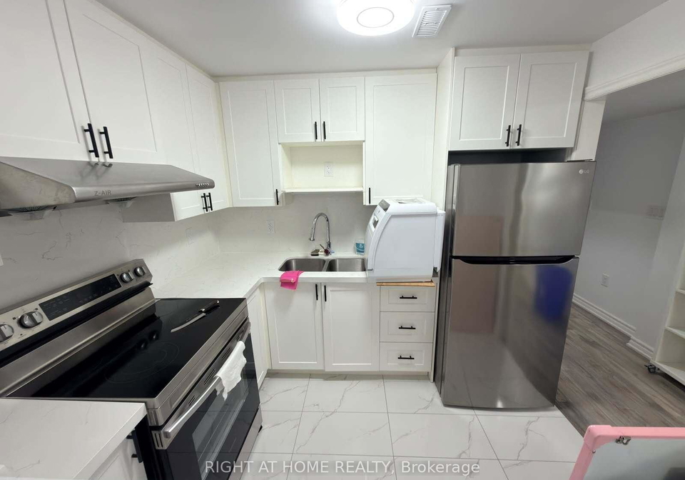 125-maria-road-markham-ontario-n13749318