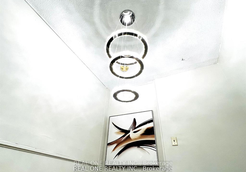 105-aurora-heights-drive-aurora-ontario-n13749480