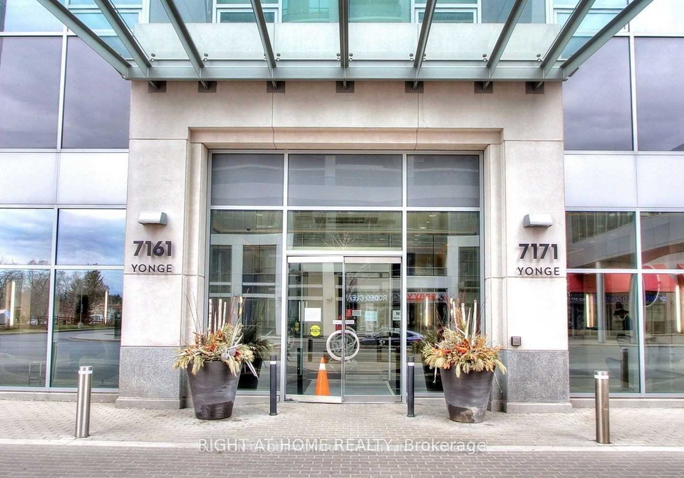 7161-yonge-street-markham-ontario-n13749574