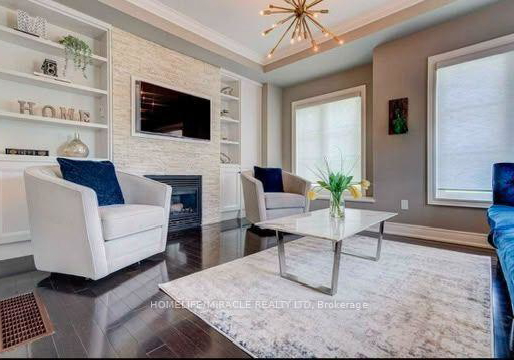 8441-islington-avenue-vaughan-ontario-n13749600