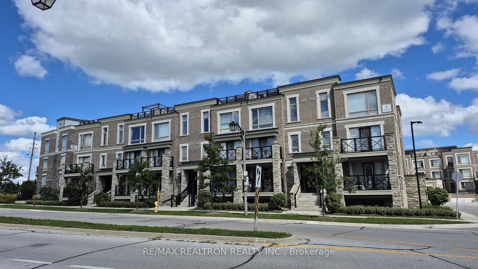 2-westmeath-lane-markham-ontario-n13749630