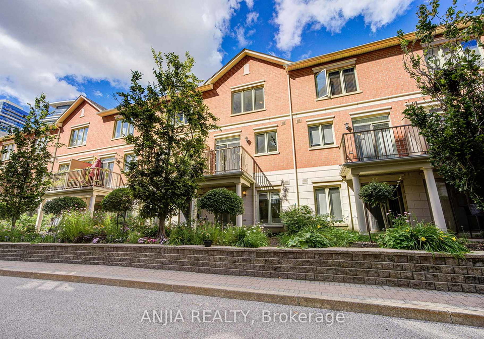 25-galleria-parkway-markham-ontario-n13749646