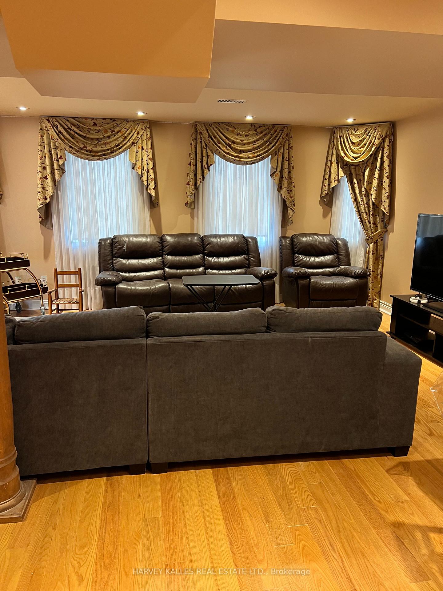 44-ann-louise-crescent-markham-ontario-n13749786