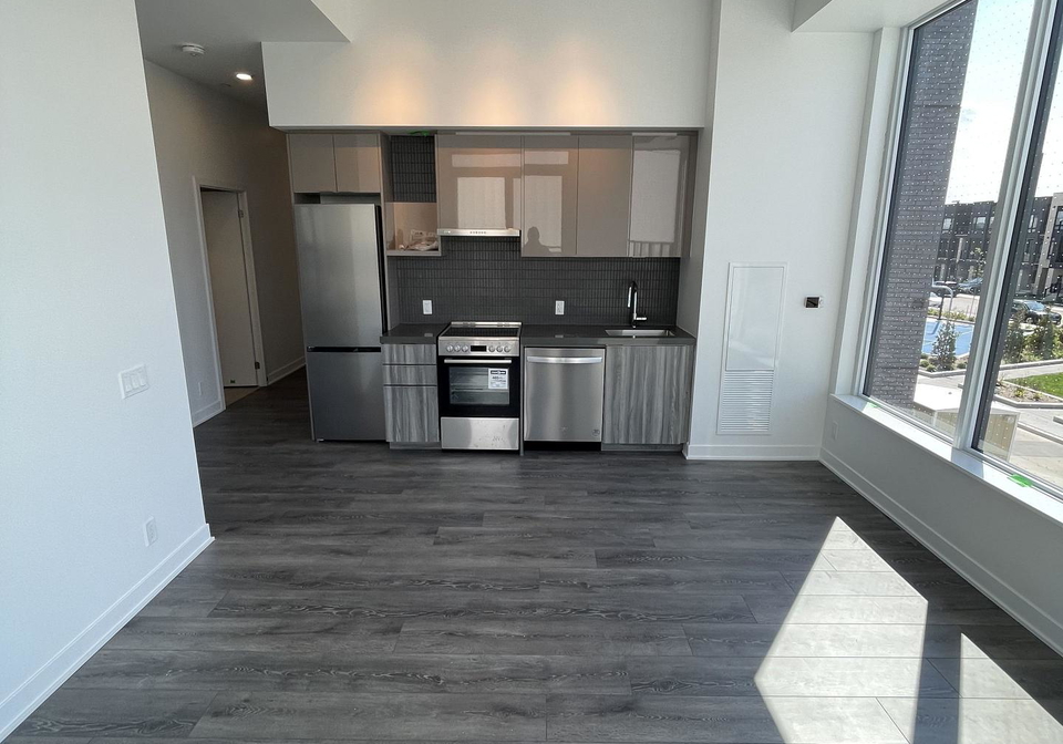10-flavelle-trail-vaughan-ontario-n13749830