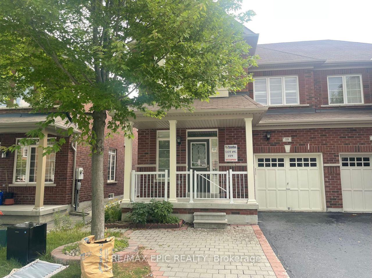 19-fitzroy-avenue-markham-ontario-n13750256