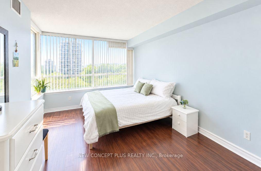 91-townsgate-drive-vaughan-ontario-n13750308
