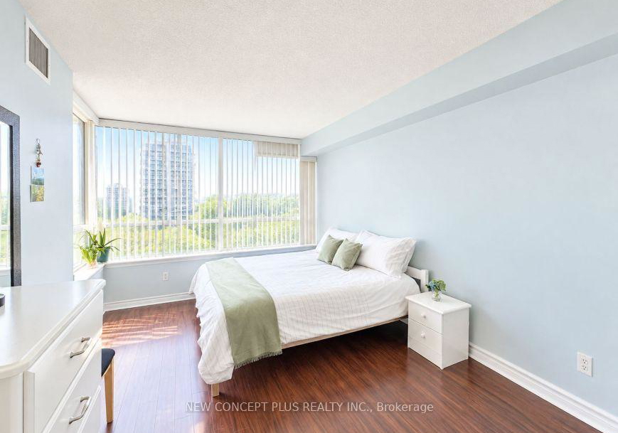 91-townsgate-drive-vaughan-ontario-n13750308