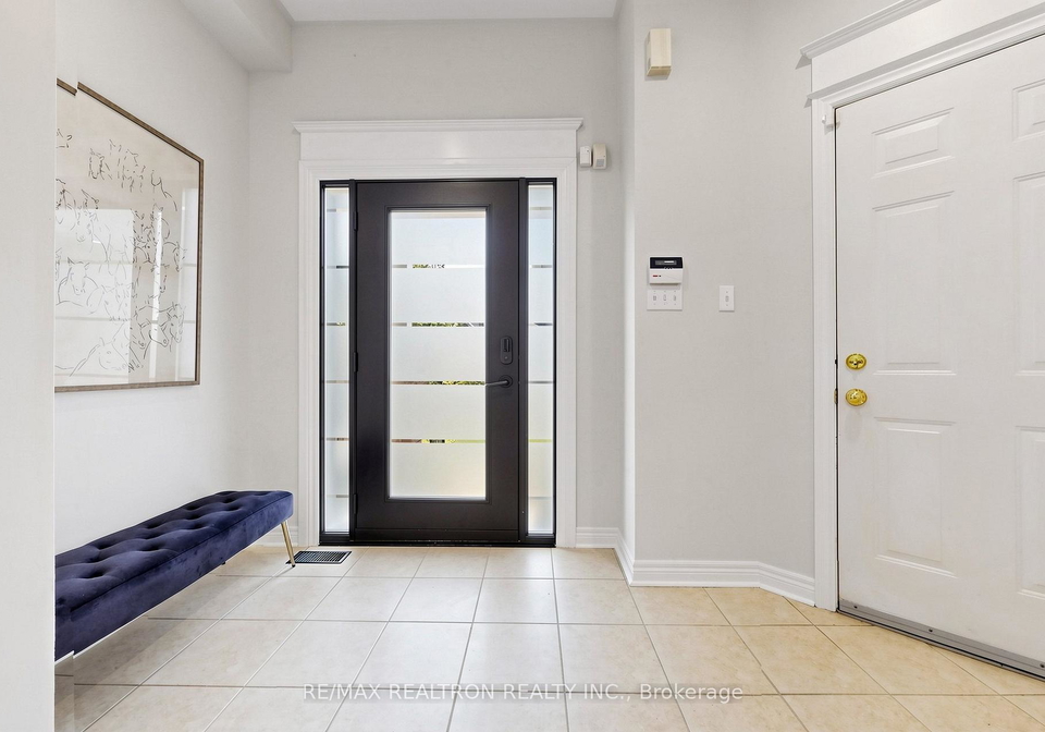 338-mcbride-crescent-newmarket-ontario-n13750558
