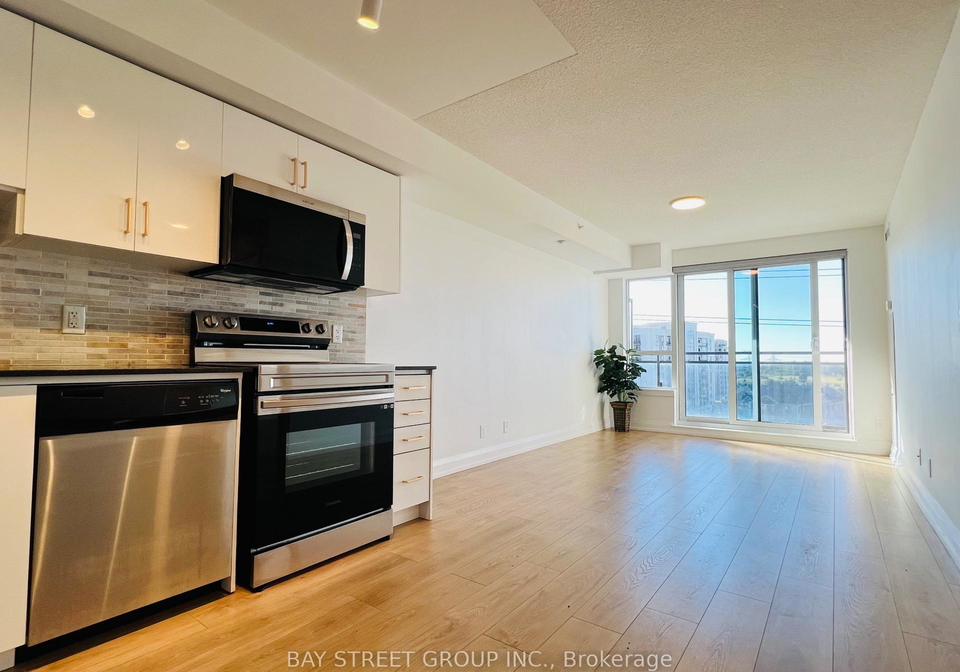 370-highway-7-e-richmond-hill-ontario-n13750716
