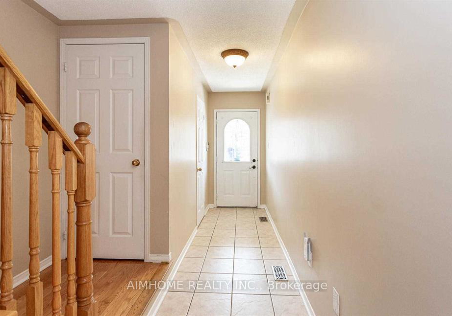 34-raymond-bartlett-avenue-markham-ontario-n13751188