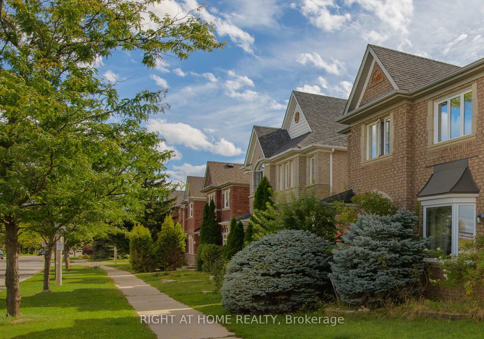 4-forest-run-boulevard-vaughan-ontario-n13751288