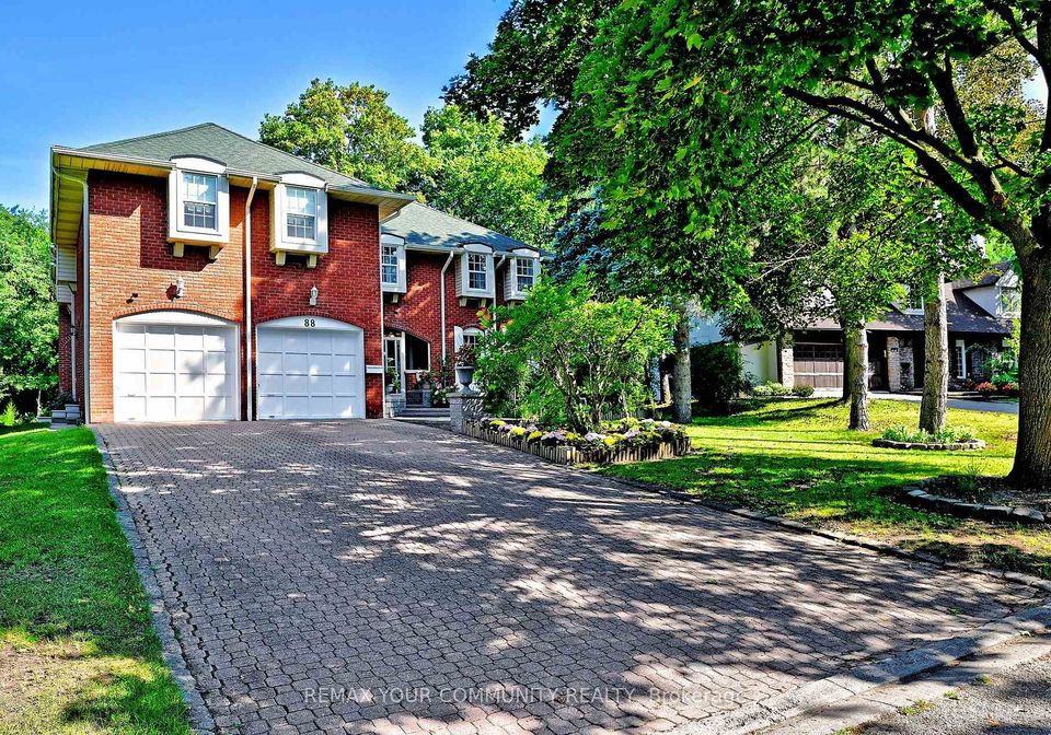 88-cambridge-crescent-richmond-hill-ontario-n13751402