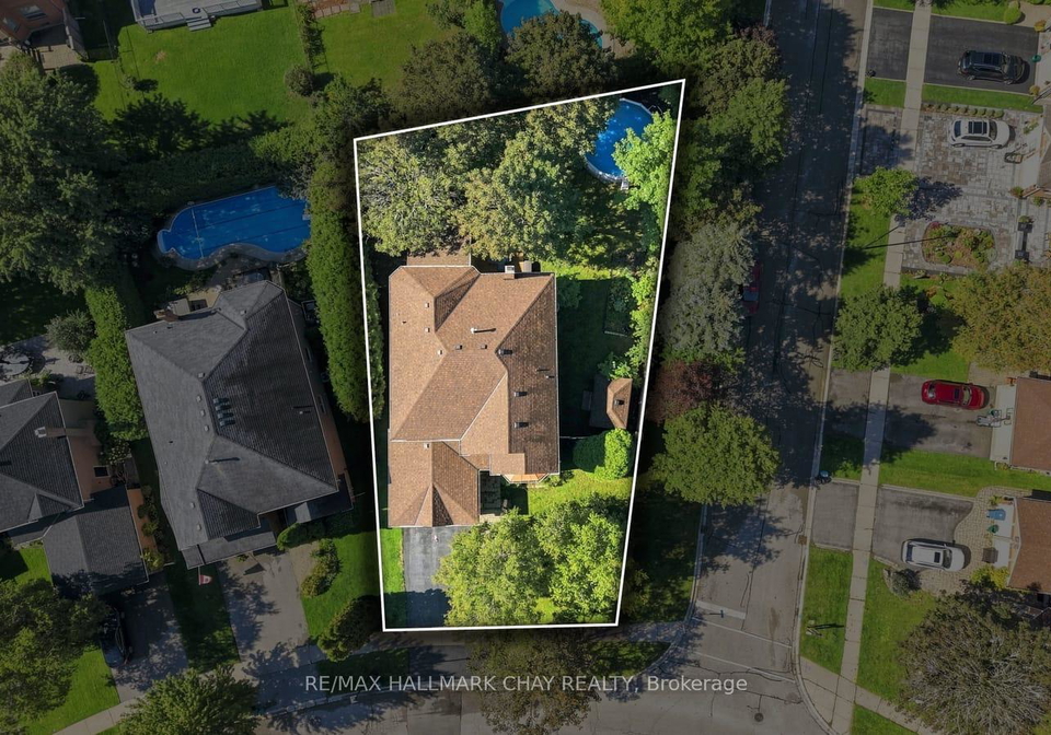 380-alex-doner-drive-newmarket-ontario-n13752898