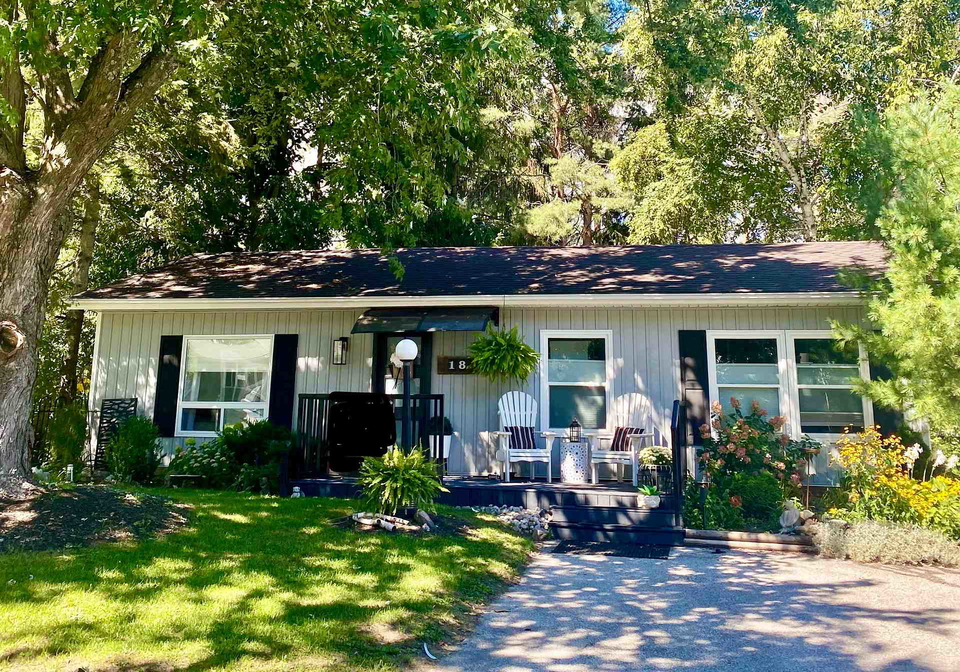 18-cherrywood-lane-innisfil-ontario-n13754200