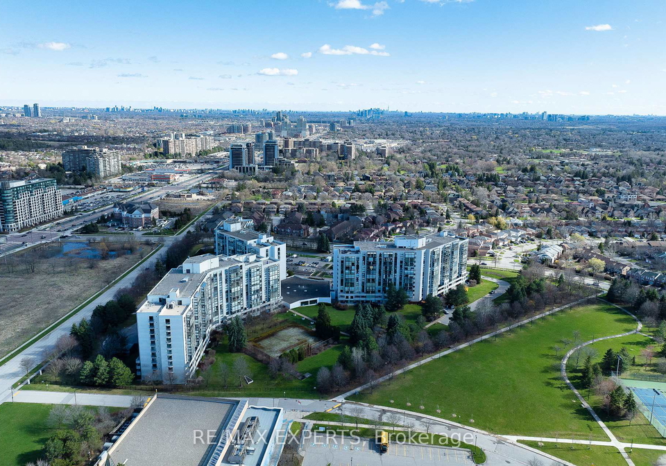 30-harding-boulevard-w-richmond-hill-ontario-n13754534