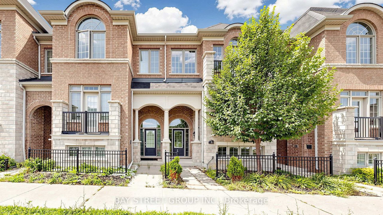 35-sharbot-lane-markham-ontario-n13754546