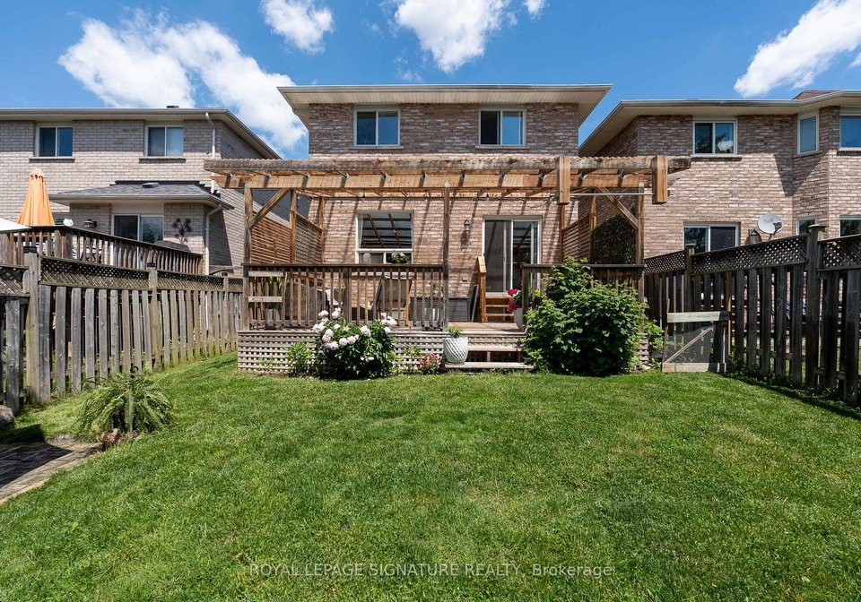 116-clearmeadow-boulevard-newmarket-ontario-n13754916