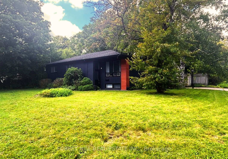 1-willis-drive-aurora-ontario-n13754918