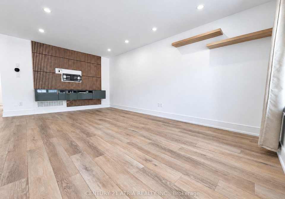 221-via-campanile-vaughan-ontario-n13755090