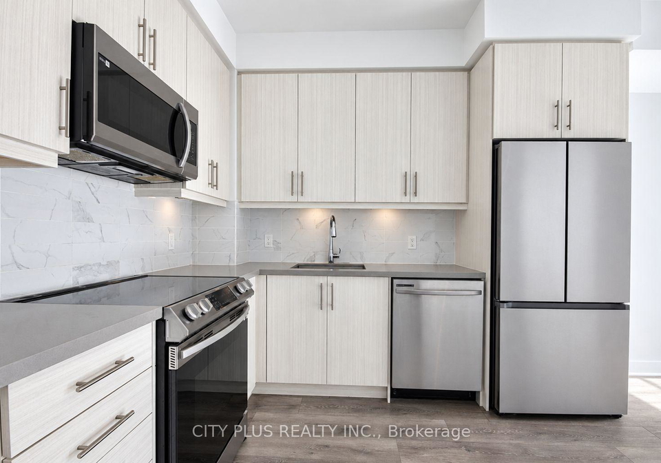 105-oneida-crescent-richmond-hill-ontario-n13755848