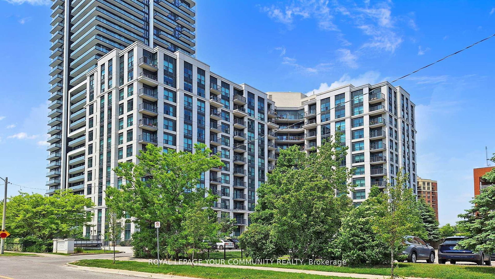 185-oneida-crescent-richmond-hill-ontario-n13756048