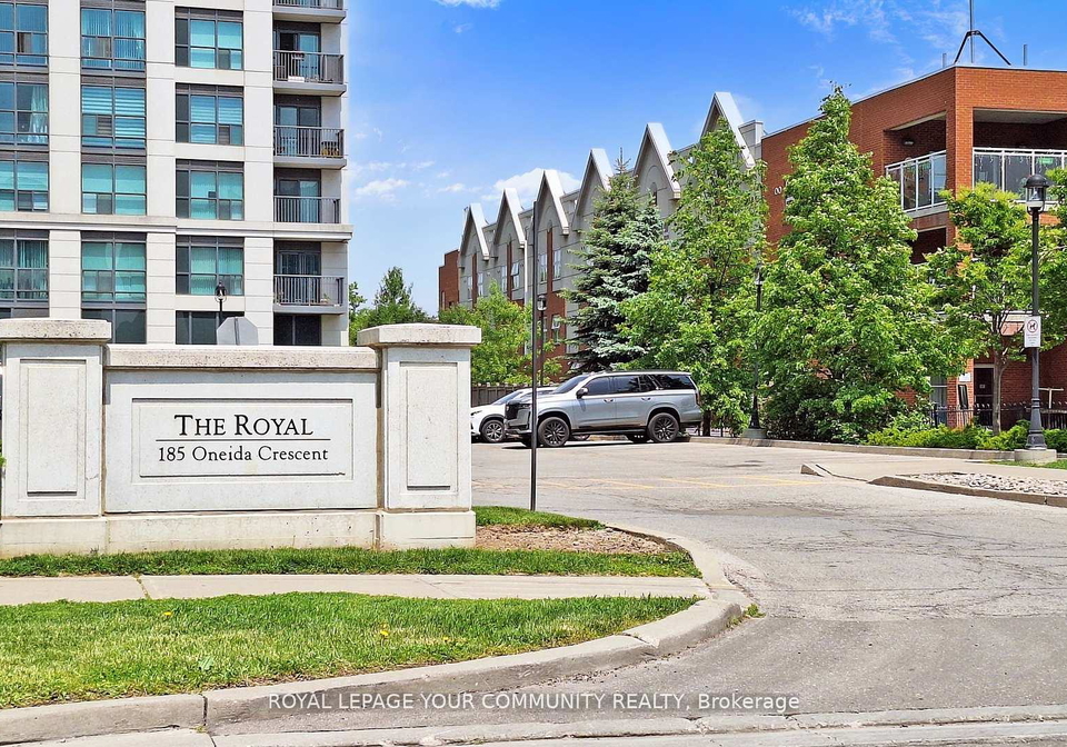 185-oneida-crescent-richmond-hill-ontario-n13756048
