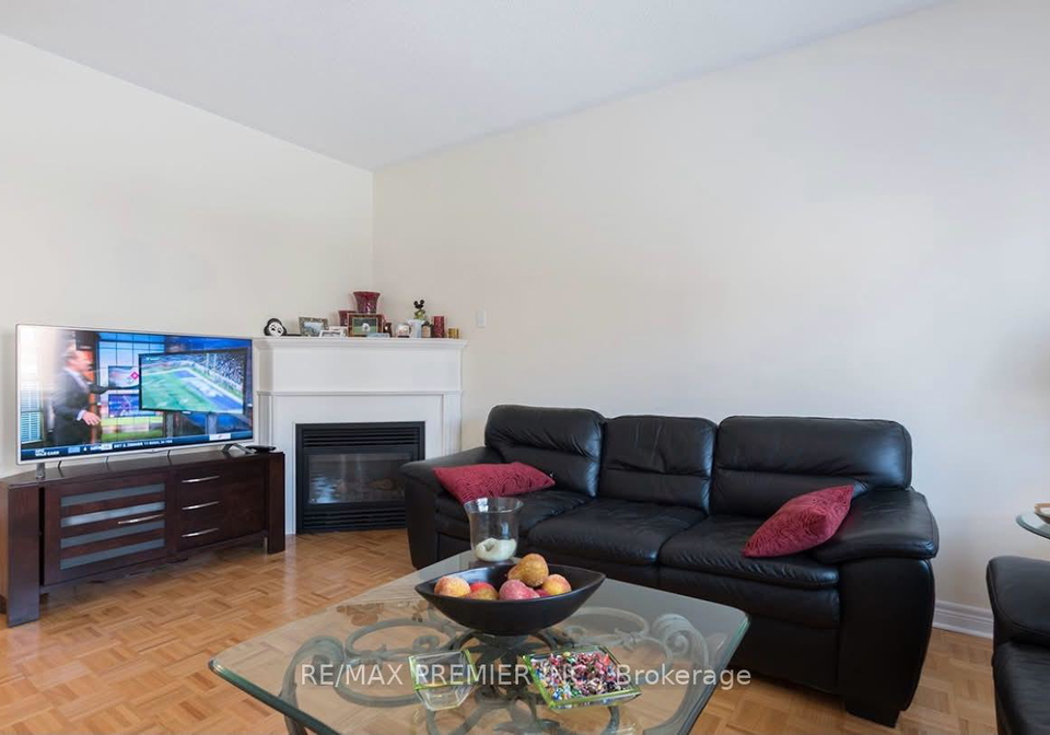 144-greenview-circle-vaughan-ontario-n13756300
