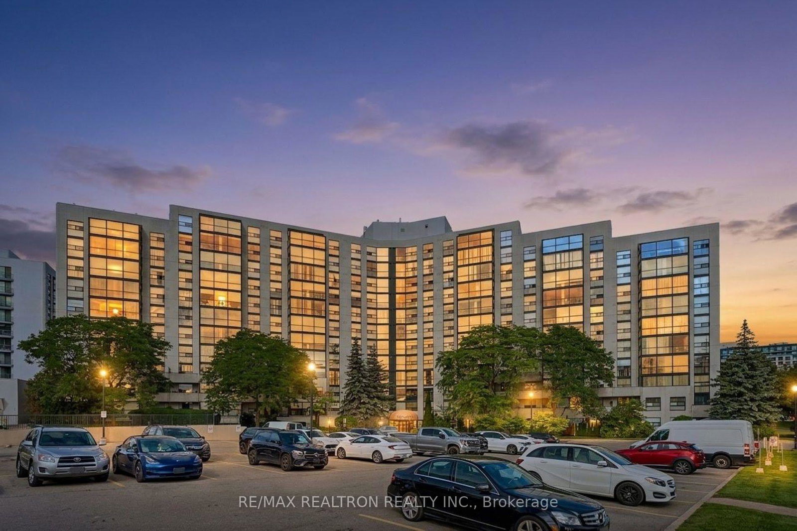 30-harding-boulevard-w-richmond-hill-ontario-n13756498