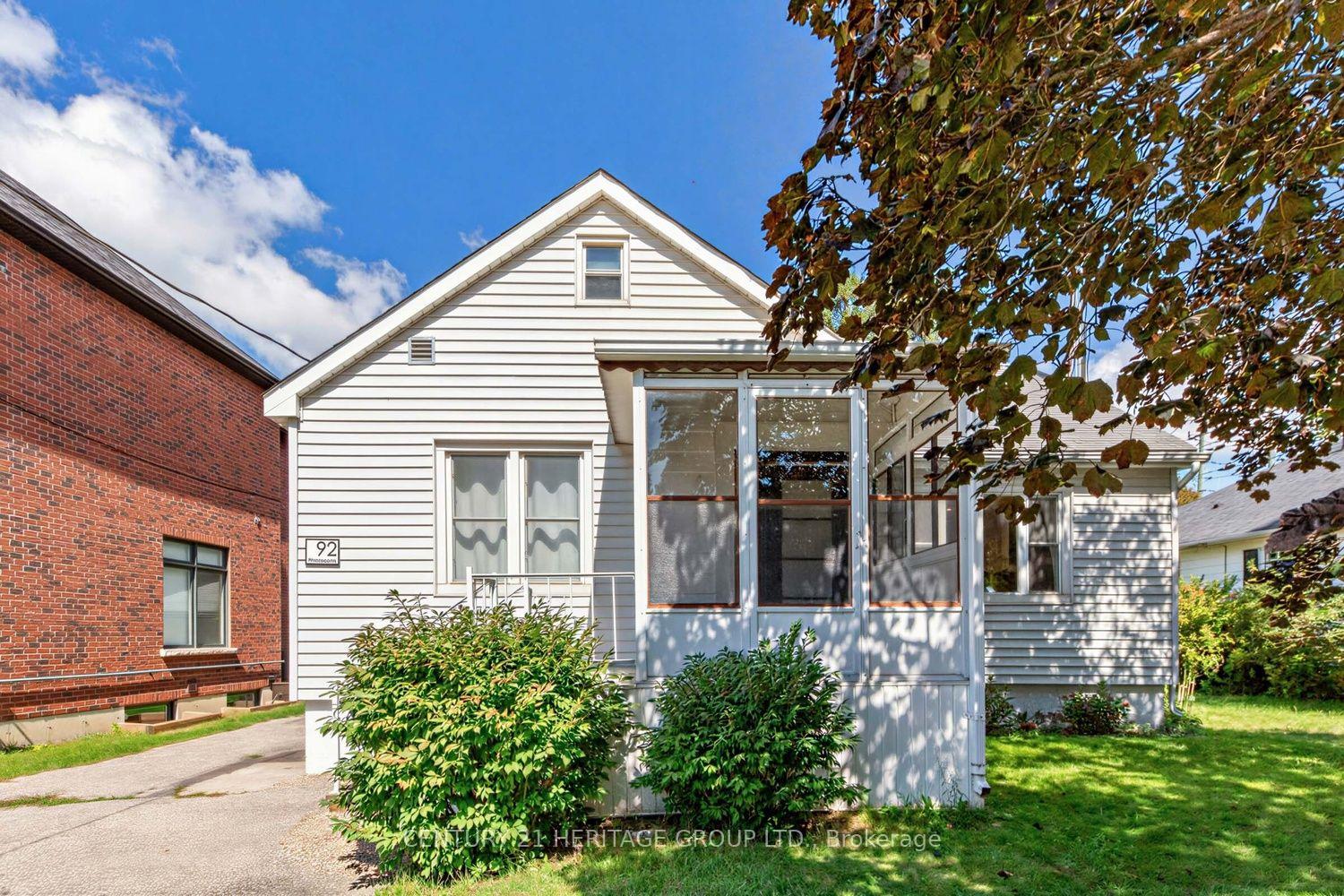 92-kennedy-street-e-aurora-ontario-n13757214