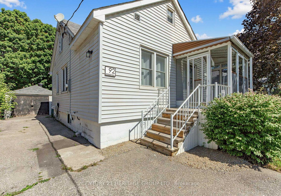 92-kennedy-street-e-aurora-ontario-n13757214