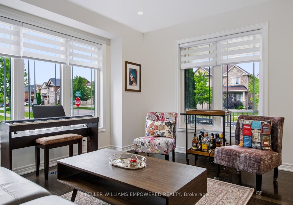 33-winisk-street-richmond-hill-ontario-n13757532