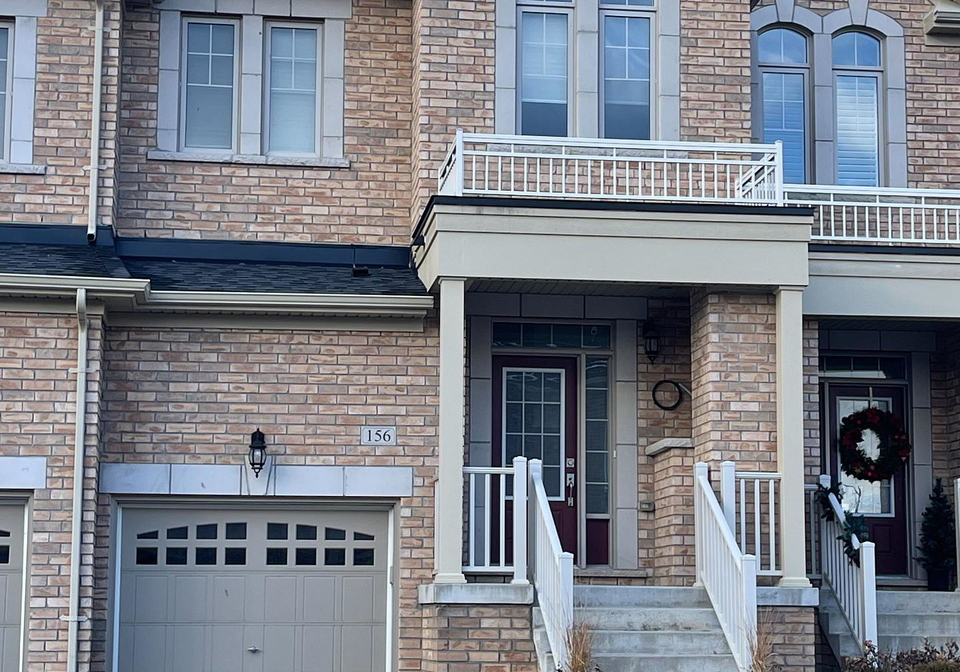 156-radial-drive-aurora-ontario-n13757866