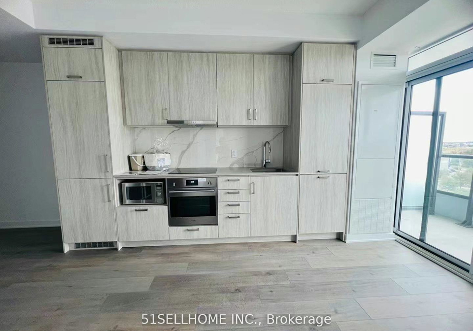 60-honeycrisp-crescent-vaughan-ontario-n13757976