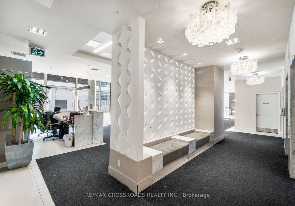 9618-yonge-street-richmond-hill-ontario-n13758144