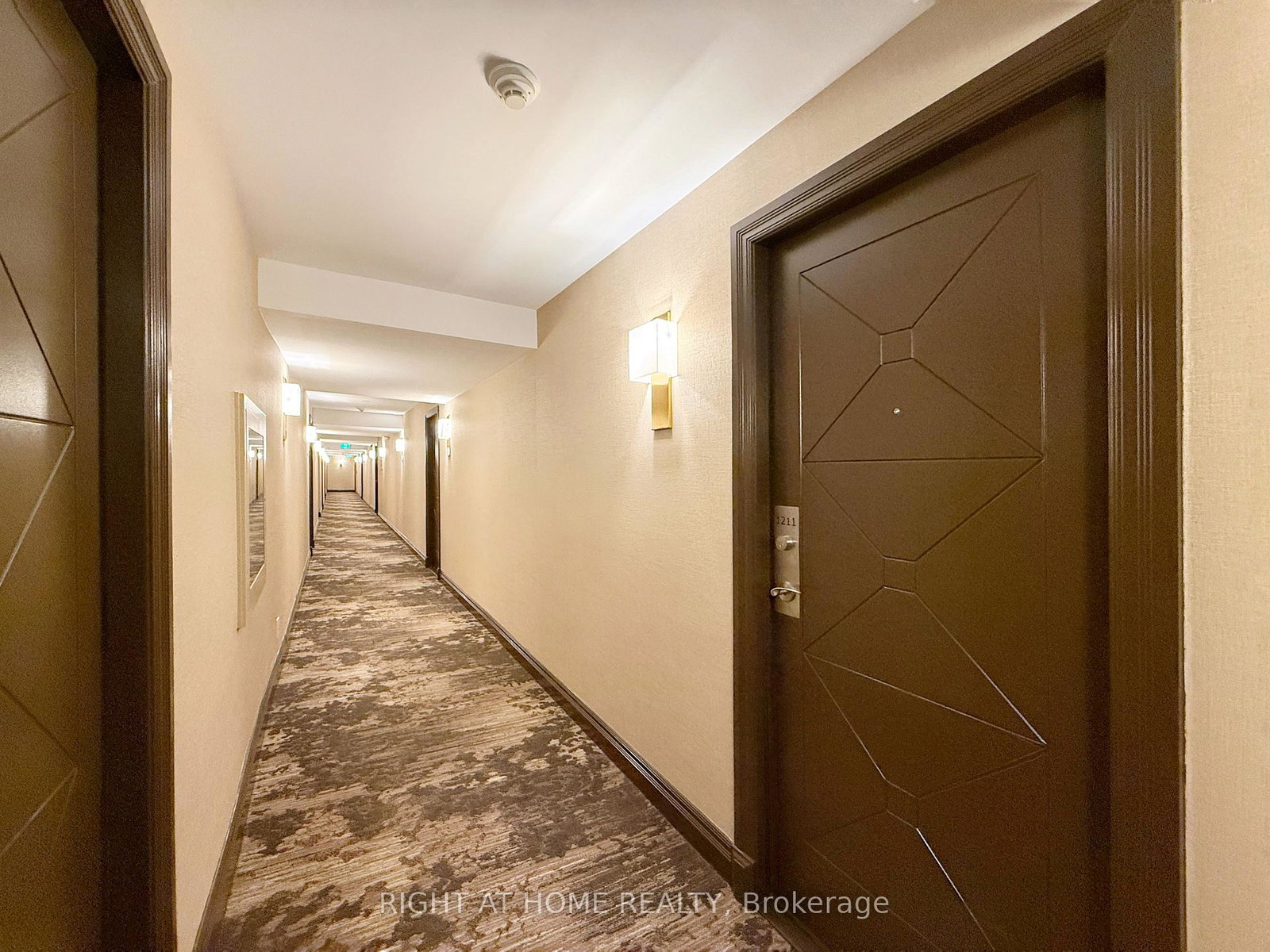 18-harding-boulevard-richmond-hill-ontario-n13758752