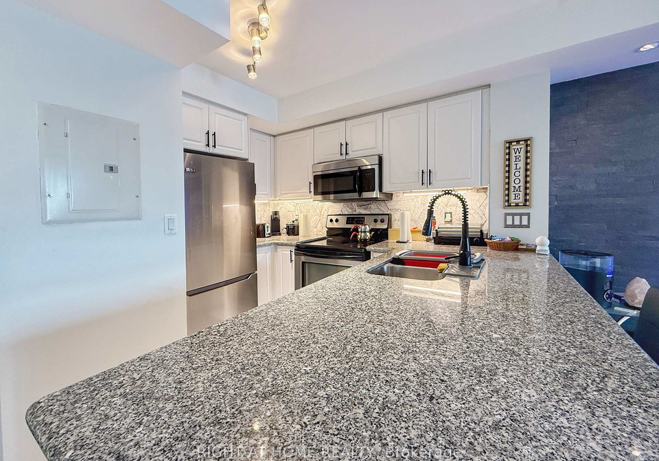 18-harding-boulevard-richmond-hill-ontario-n13758752