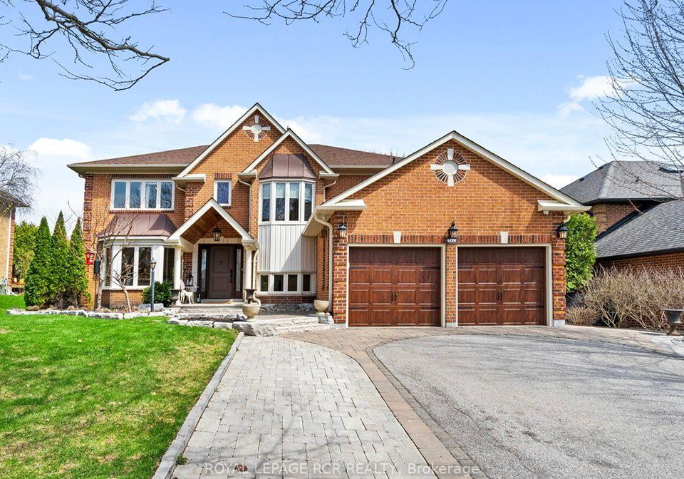 409-alex-doner-drive-newmarket-ontario-n13759716